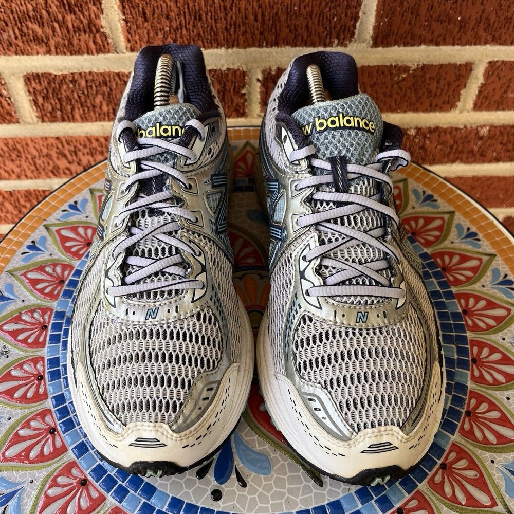 New Balance 860v2 Womens 9.5 D WIDE White Silver Blue Running Sneakers W860SB2